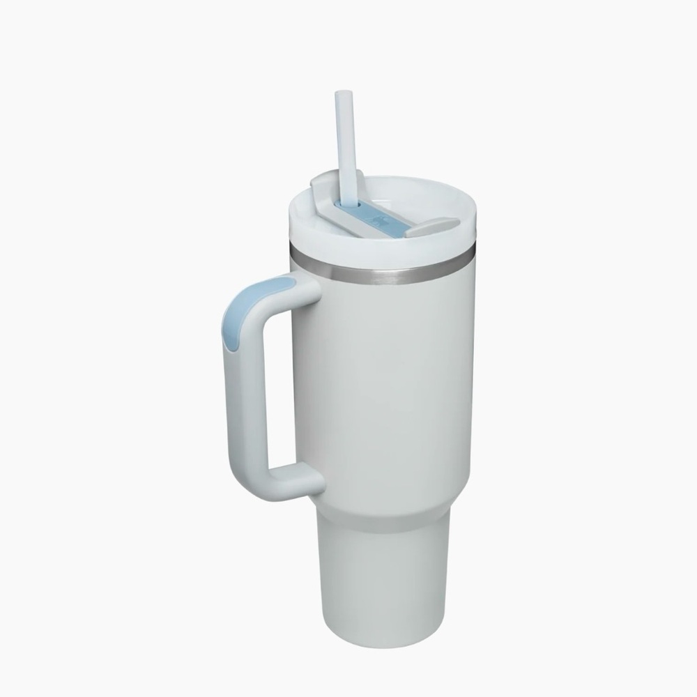 Stanley  Travel Mug with Blue Accent THE QUENCHER H2.0 FLOWSTATE TUMBLER
140 OZ - Picture 2 of 2